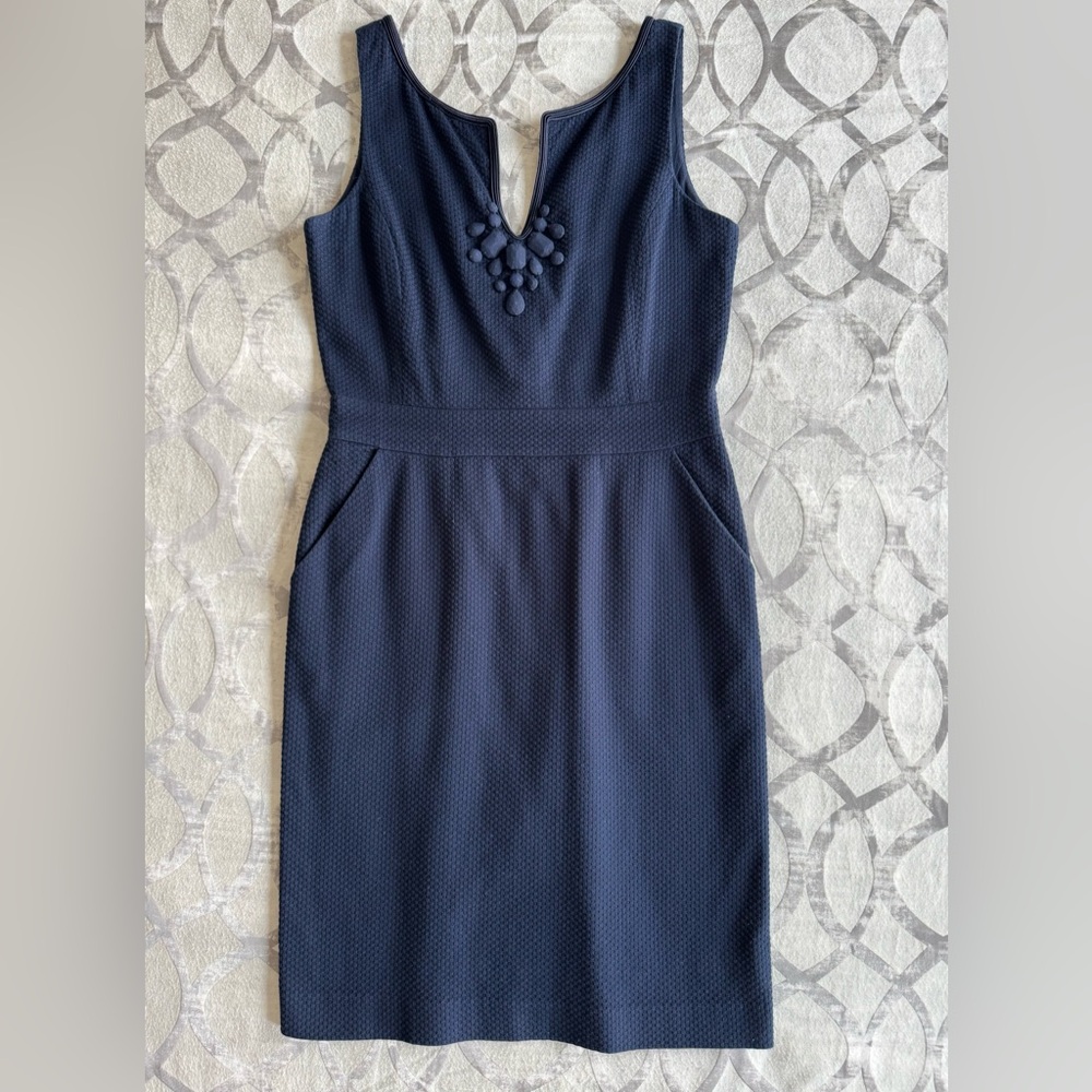 C Wonder Navy Blue Textured Sheath Shift Dress with Embellished Gem Neck Size 6